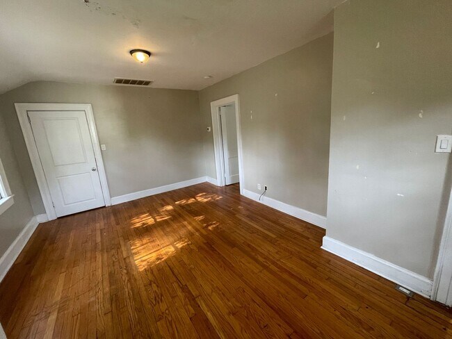 Foto del edificio - 703 N Lafayette St