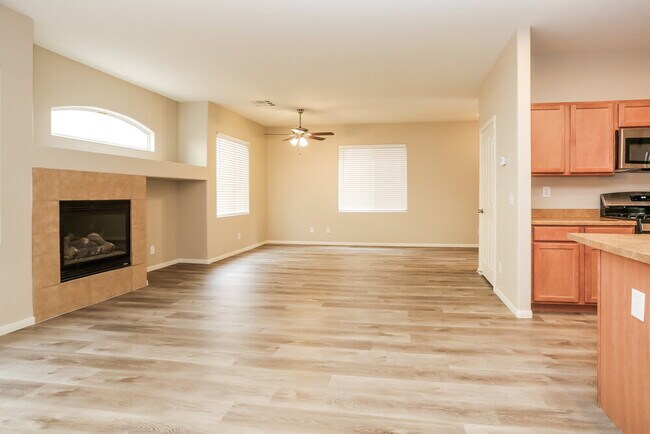 Foto del edificio - 8908 Brentwood Grove Ct
