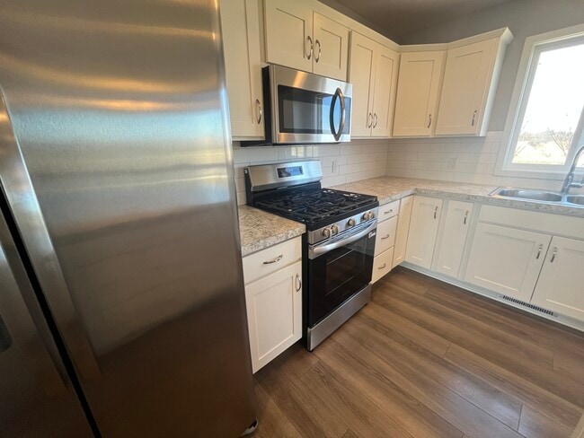 Foto del edificio - 3865 Elm Ridge Dr