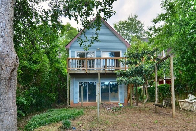 Building Photo - 2319 Gadsden St