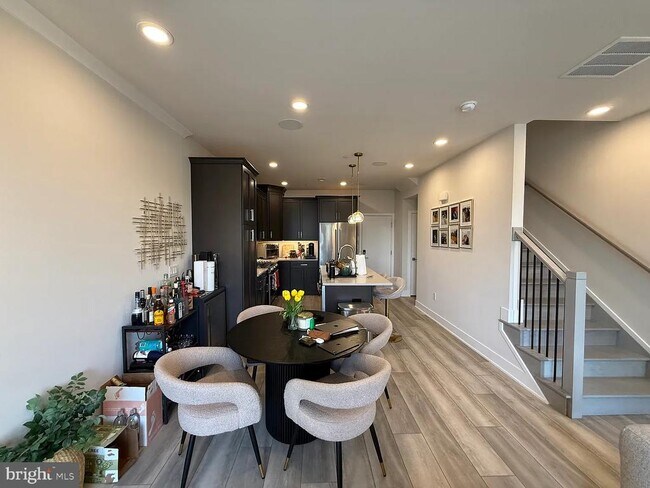 Foto del edificio - 3100 Schirra Ln