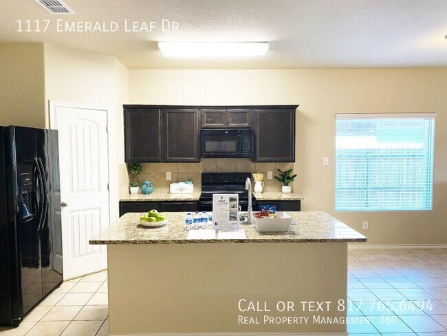 Foto del edificio - Desirable Home located in Azle!