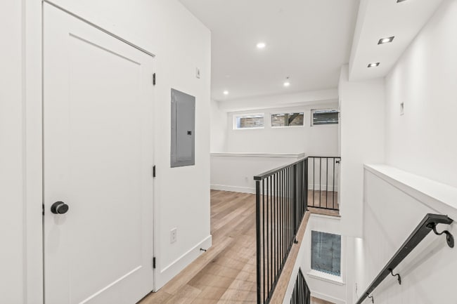 Building Photo - 4710 Woodland Ave