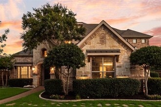 Building Photo - 506 Clear Vista Dr