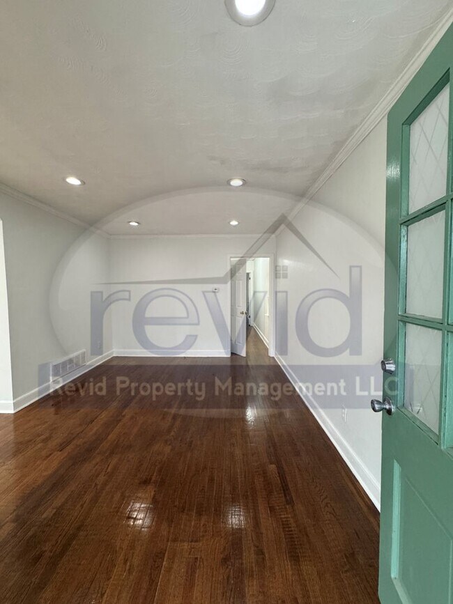 Foto del edificio - ROWLAND 623