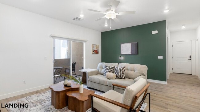 Building Photo - 2555 N Rancho Dr
