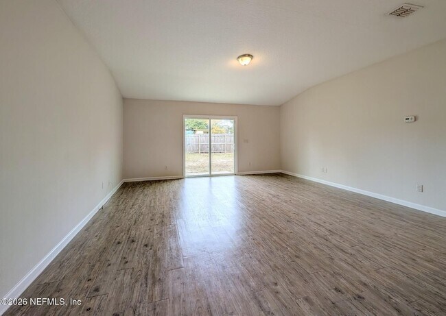 Foto del edificio - 1110 Eastdale St