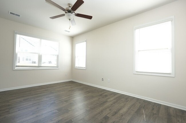 Foto del edificio - Beautiful 3-Bedroom 2-Baths Home with Garage in Terrell - Pet Friendly!