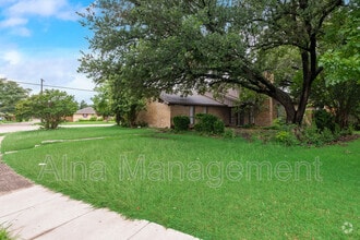 Building Photo - 729 Worcester Ln