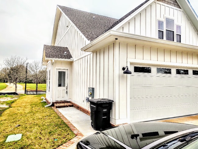 Photo - 4072 Biltmore Ave Townhome