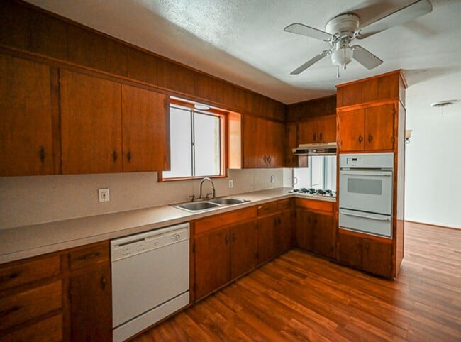 Foto del edificio - 3 Bedroom 2 Bath, For Lease Bowie TX