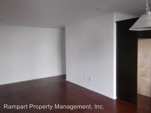 Building Photo - 1230 W 36th St