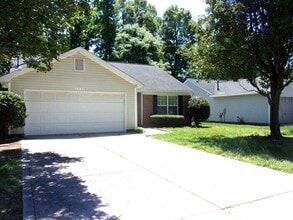 Building Photo - 1665 Tate Rd