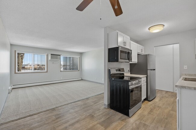 Building Photo - 109th Place Apartments