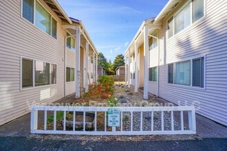 Building Photo - 4420 Gibbons St