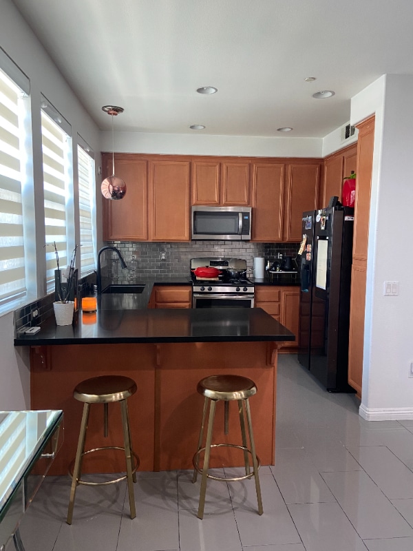 Building Photo - 5062 Decatur Dr