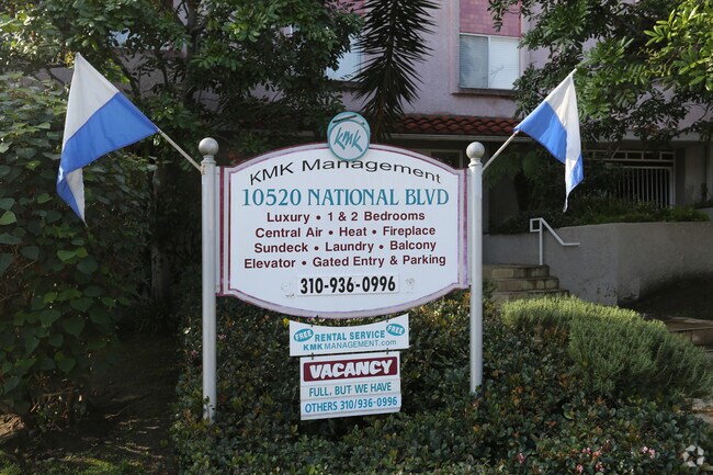 Building Photo - 10520 National Blvd