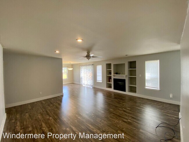 Building Photo - 3 br, 2 bath House - 8236 Chilliwack Rd