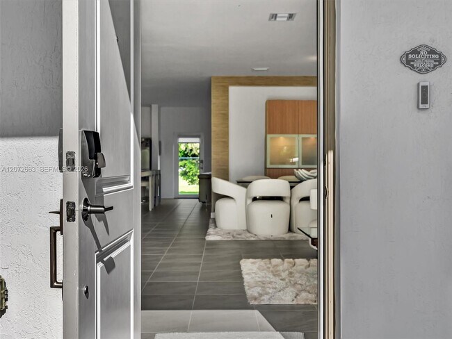 Foto del edificio - 2832 SE 23rd Ave