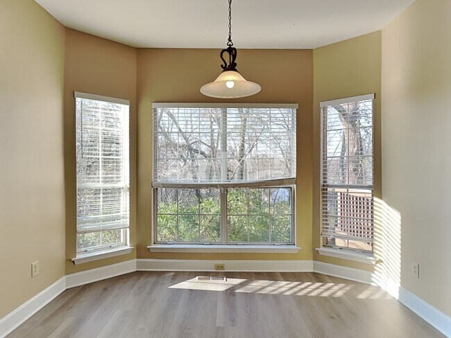 Foto del edificio - 1432 Brighton Cir