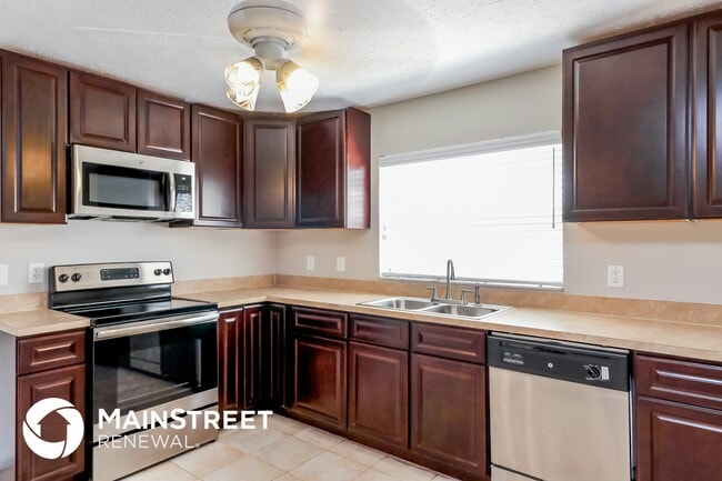 Building Photo - 1637 Pintail Ct