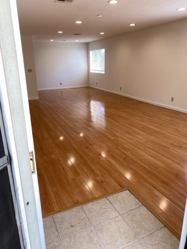 Living Room/Grand Room - 308 E Valencia Ave