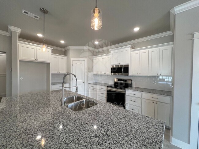 Building Photo - Single-Family Home- Bella Vista- Spacious ...