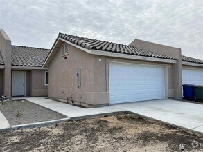 Building Photo - 3863 S Desert Sky Dr