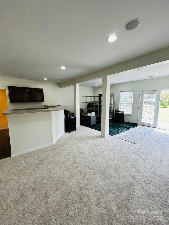 Building Photo - 1916 Seefin Ct