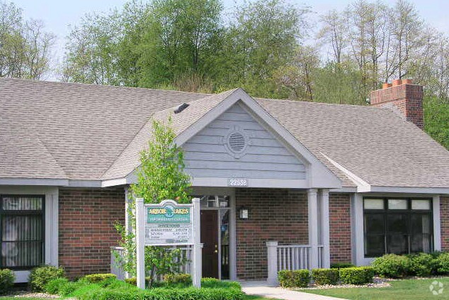 Arbor Lakes Apartments Elkhart In Arbor Lakes Apartments Elkhart In