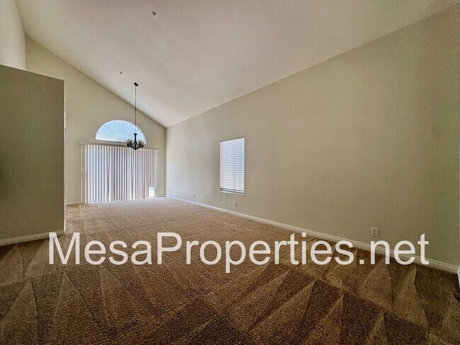 Building Photo - 14095 Bancroft Ct