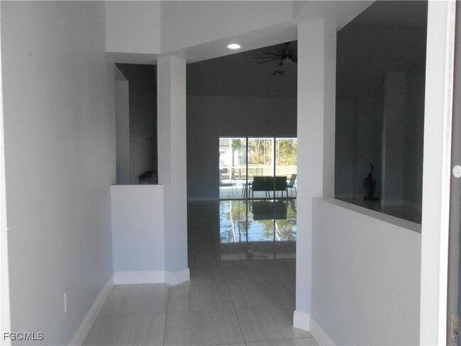 Foto del edificio - 601 Clayton Ave