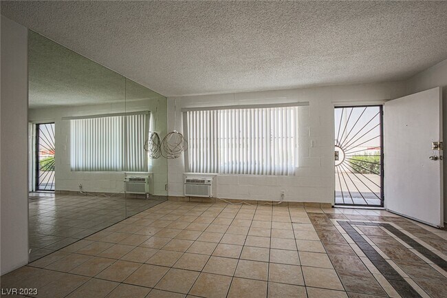 Building Photo - 4600 S University Center Dr