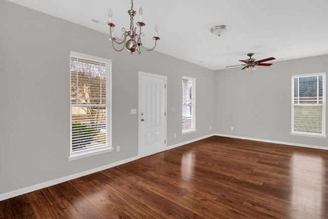 Foto del edificio - 4204 Spring Oak Dr