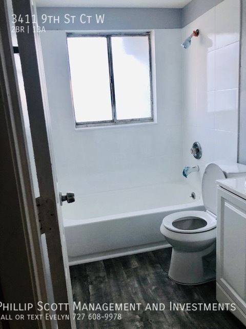 Foto del edificio - 3411 9th St Ct W