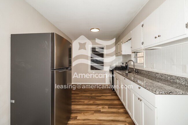 Foto del edificio - 1850 Huey St