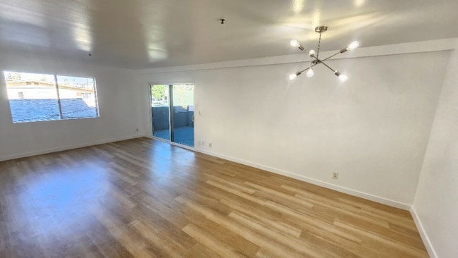 Foto del edificio - 5541 Fulcher Ave