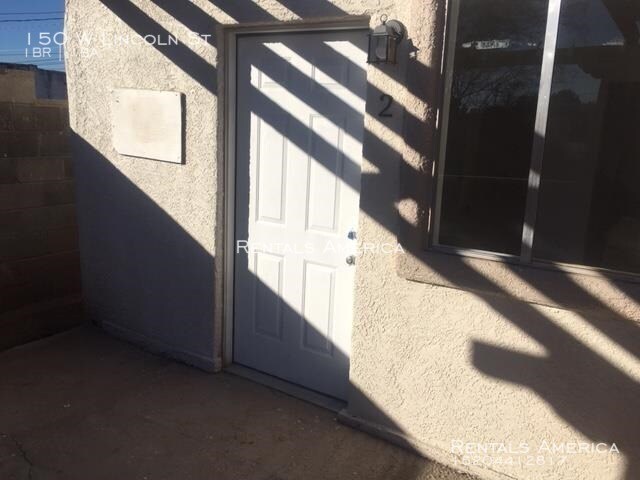 Building Photo - Great 1st floor unit for Rent