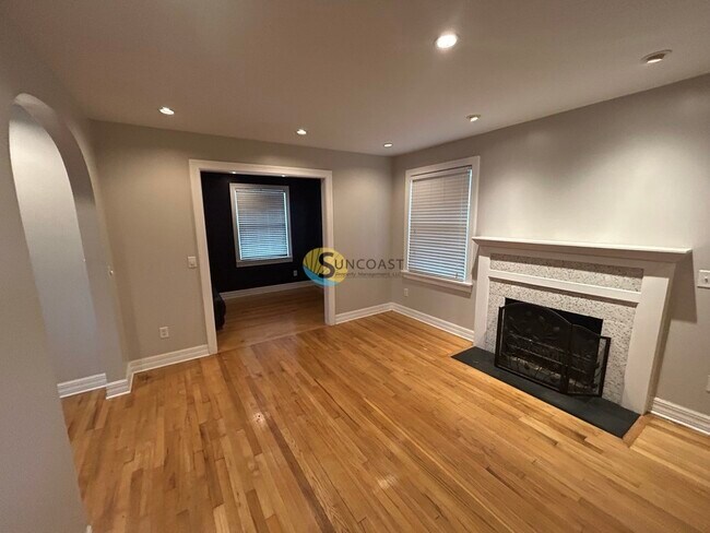 Foto del edificio - 353 W 68th St