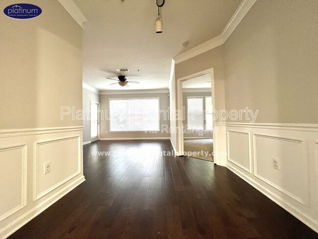 Building Photo - 1850 Cotillion Dr