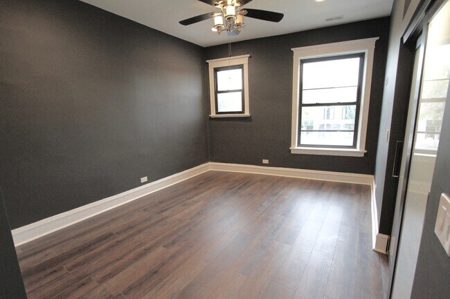 Foto del edificio - 6318 N Clark St