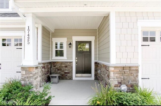 Building Photo - 17425 Wynstone Park Ln