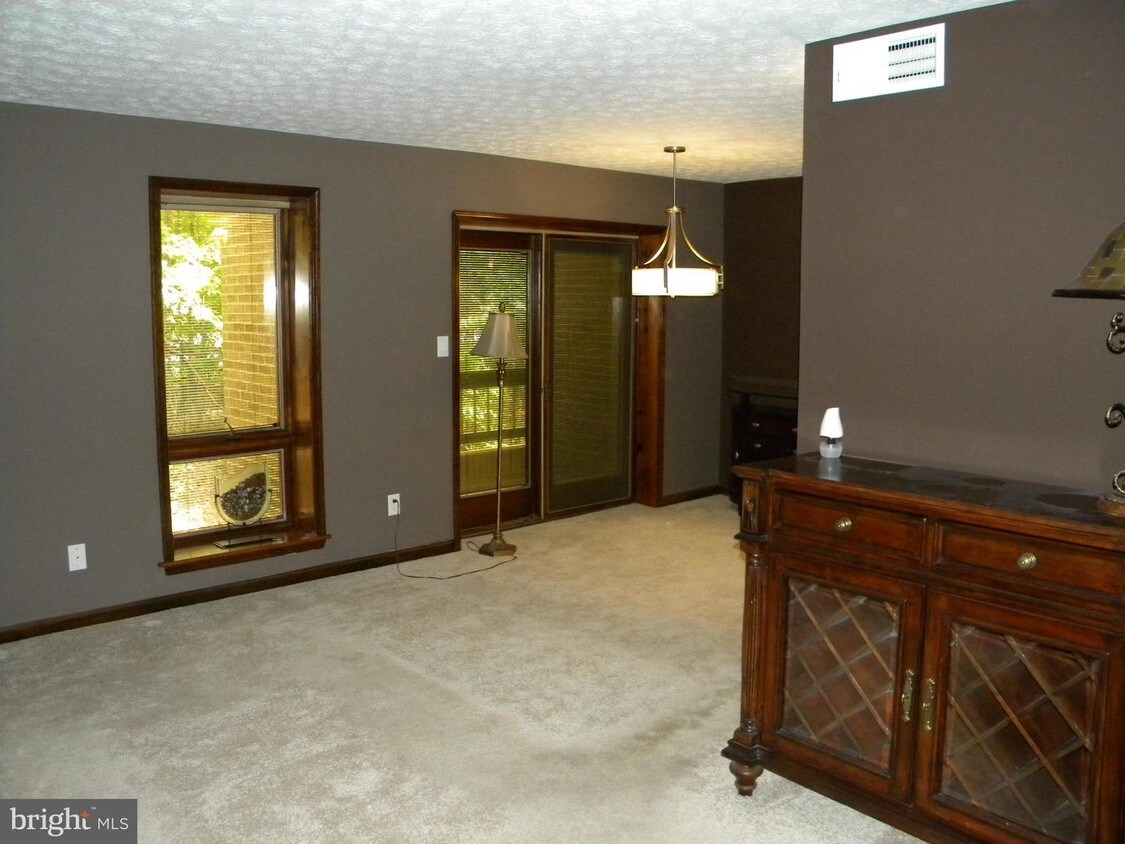 44708 Beechwood Ct Unit 5B, California, MD 20619 Room for Rent in