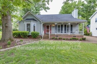Building Photo - 221 Adams Ct