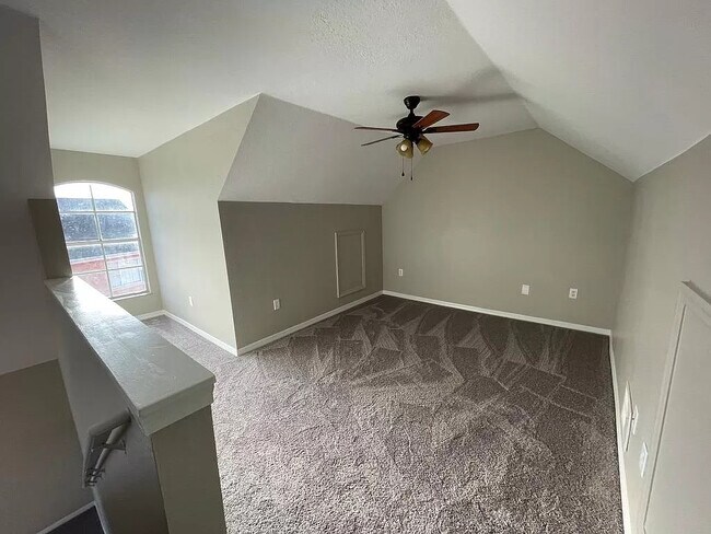 Building Photo - 10542 White Lake Ct