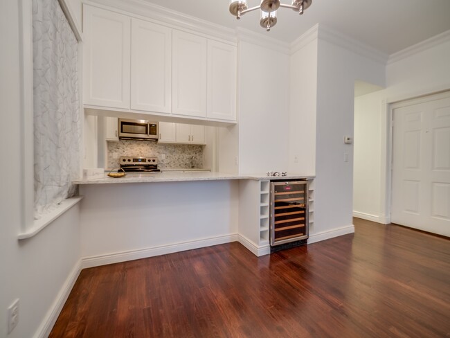 Dining Area - 258 Barrow St