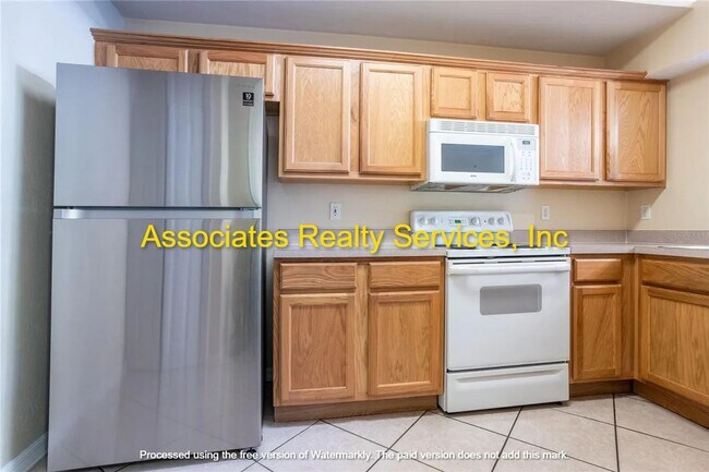 Foto del edificio - GREAT LOCATION-  3 Bedroom- LOOK!