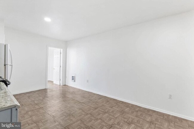 Building Photo - 401 W Wingohocking St