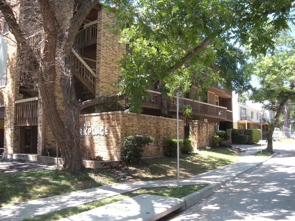 Primary Photo - 612 Park Pl