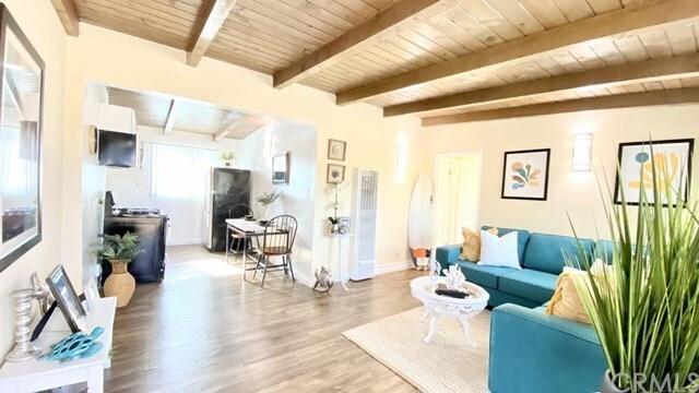 Foto principal - 1024 Pico Blvd